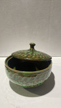 Load image into Gallery viewer, CLAY SERVING HANDI GREEN 1PCS

