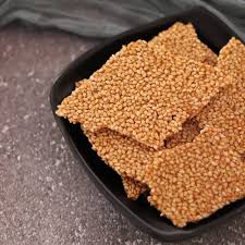 SESAME CHIKKI 60 X 100 G (TAKKAR)