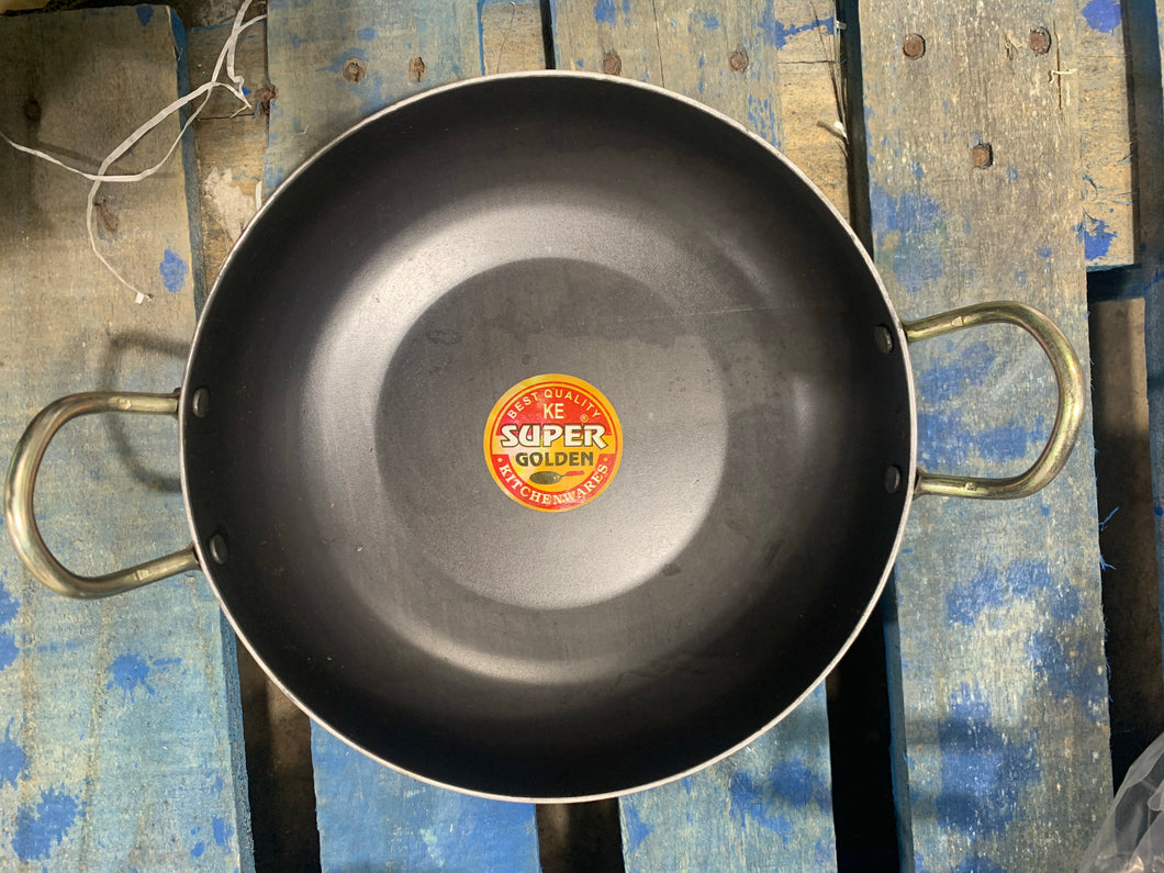 IRON FLAT BOTTOM KARAHI 10